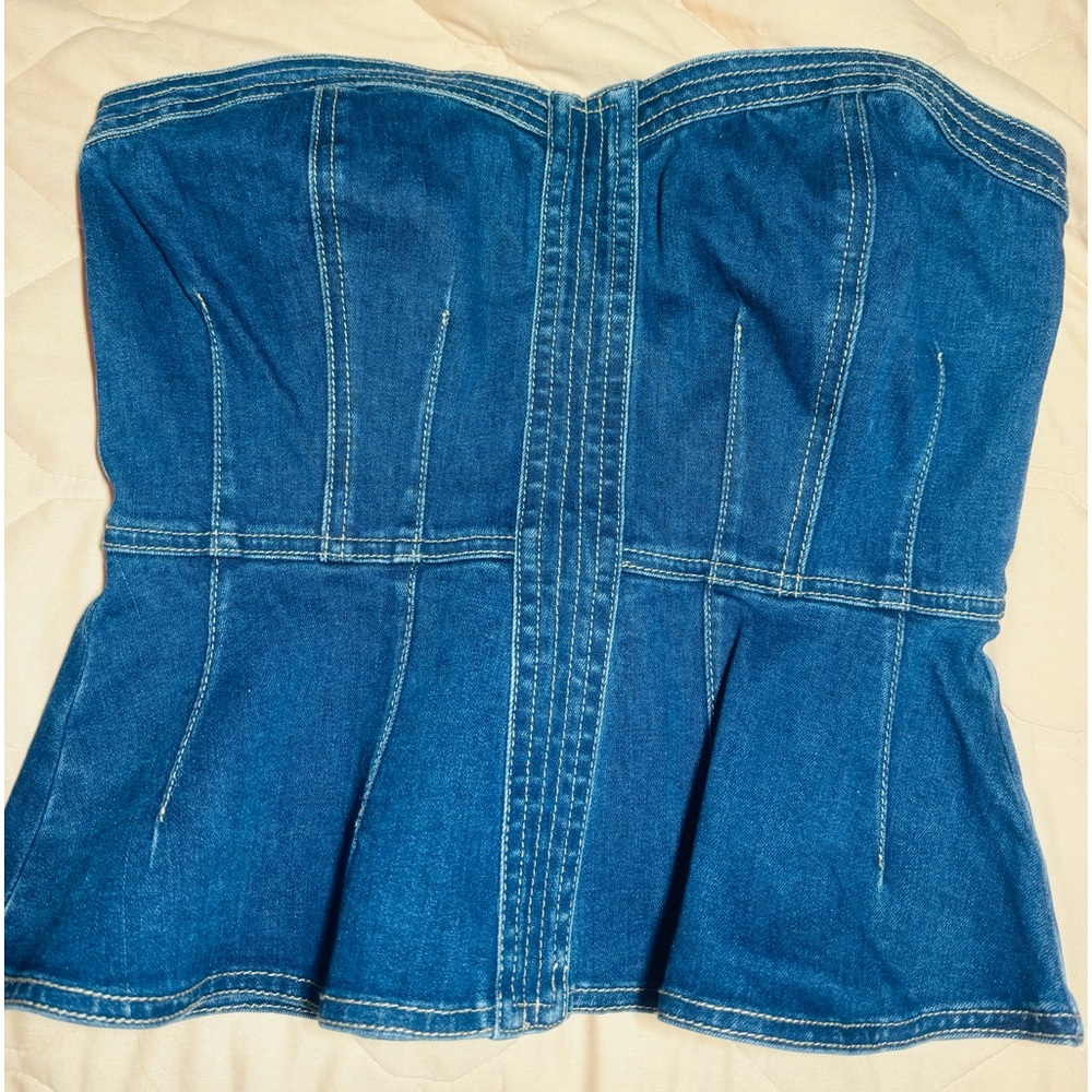 BEBE STRAPLESS DENIM TOP NEW
